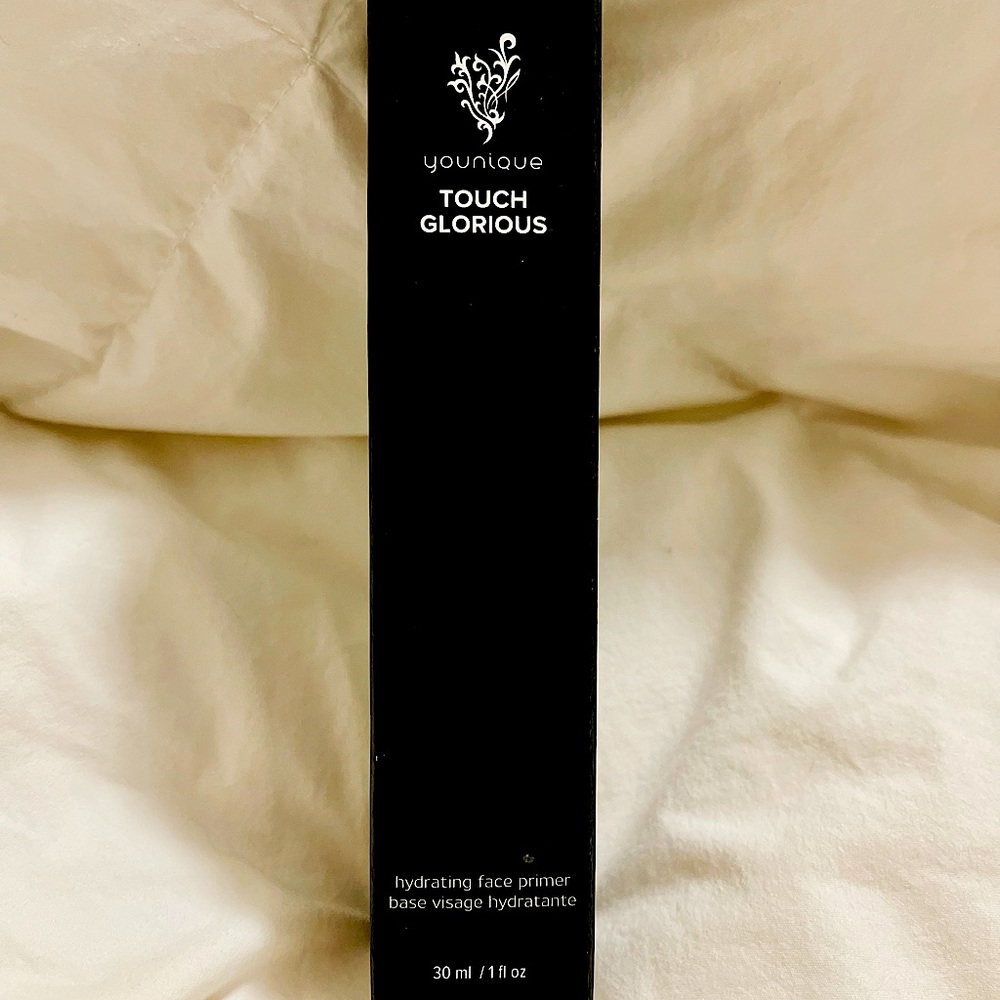 Younique Hydrating Face Primer
